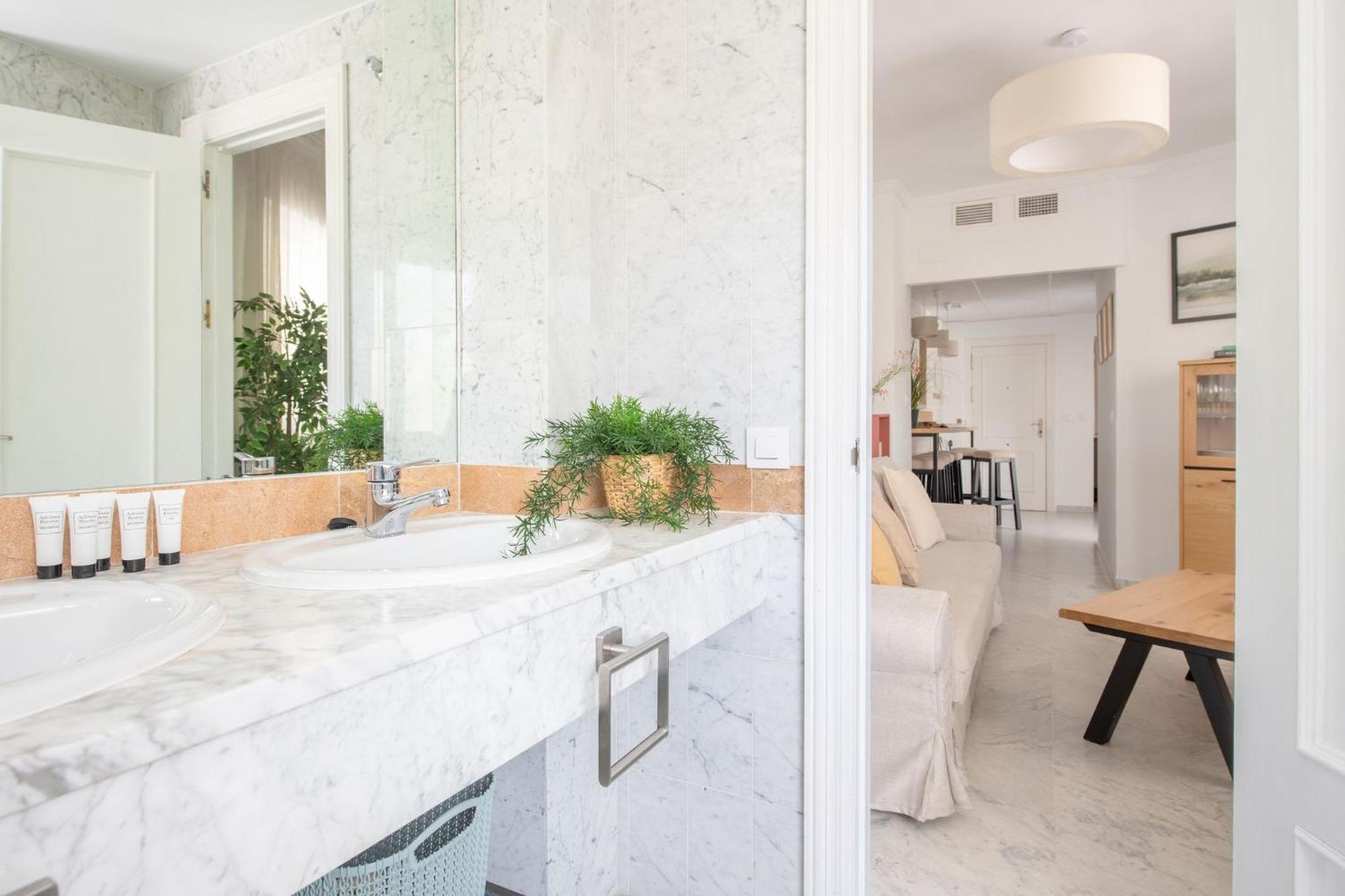 Jardines Del Prado Suite Apartment Seville Luaran gambar