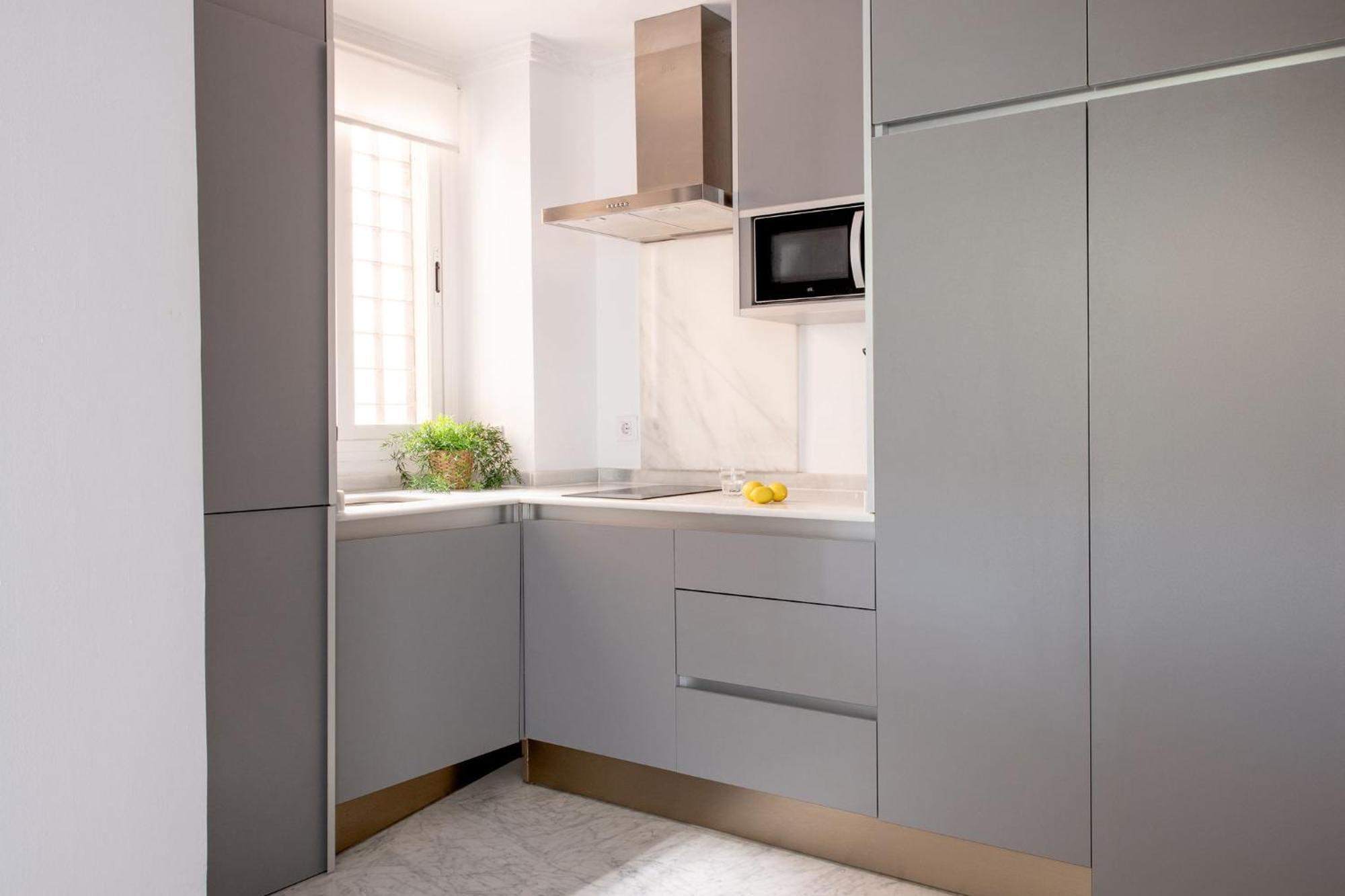 Jardines Del Prado Suite Apartment Seville Luaran gambar