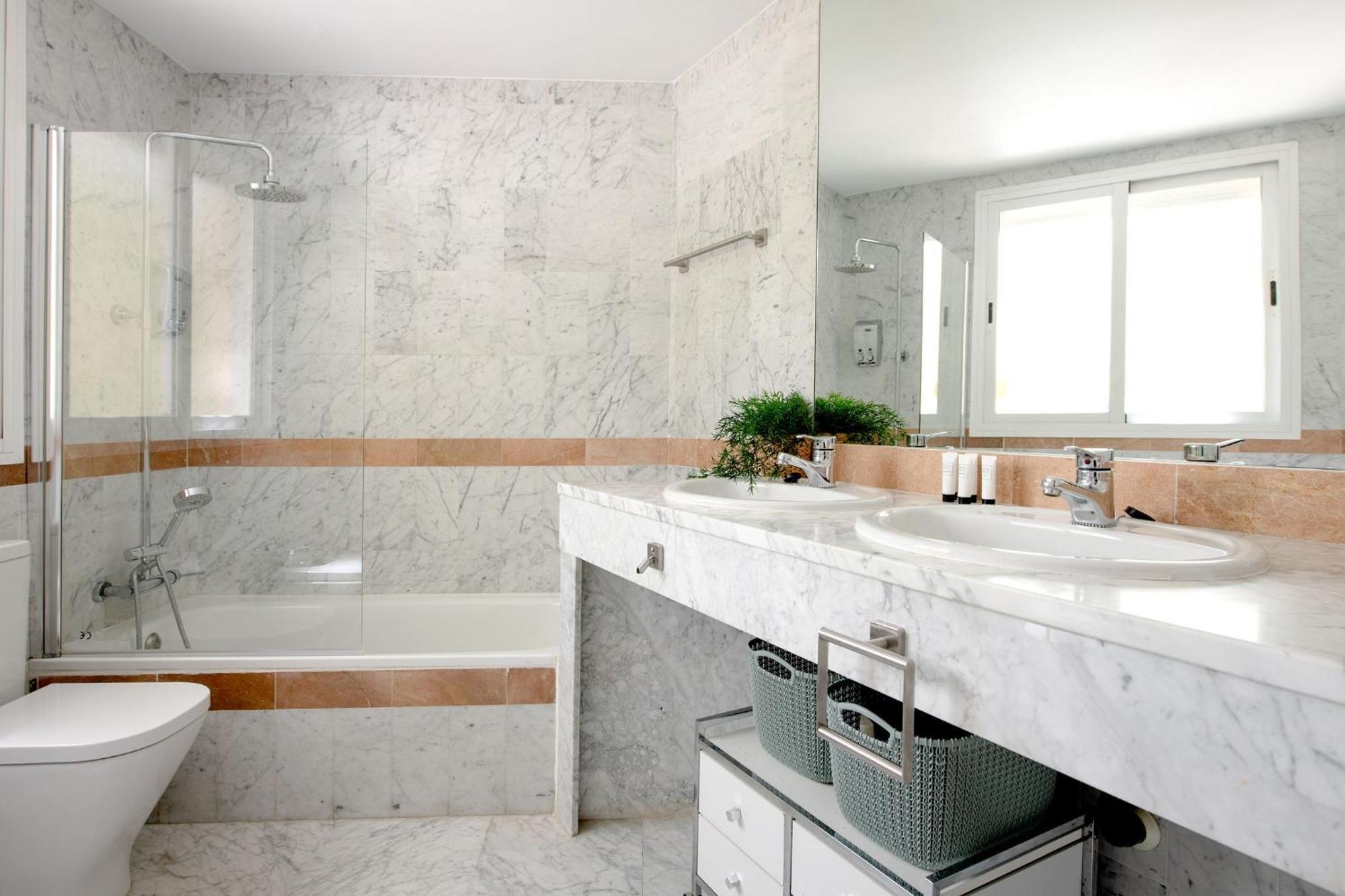Jardines Del Prado Suite Apartment Seville Luaran gambar